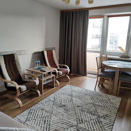 Apartament Praski 5 Minut Od Metra I Starego Miasta Spacerem Do Zoo I Konesera Warsaw Exterior photo